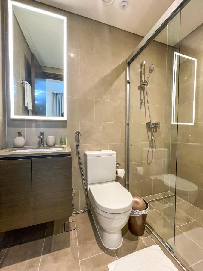 Stay Mindblowing 2 Bedroom Holiday Home With Close View Of Burj Khalifa Dubai Exterior photo